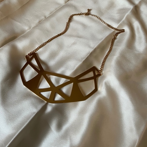 gold necklace - Picture 1 of 1